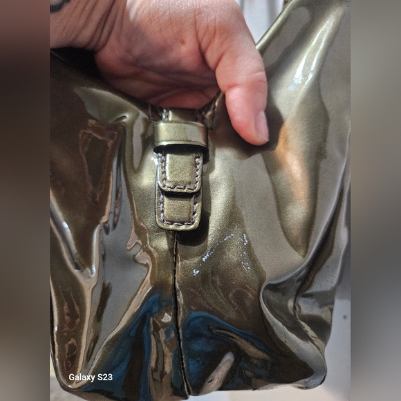 COACH MADISON SHOULDER PURSE GREAT CONDITION - Picture 8 of 10